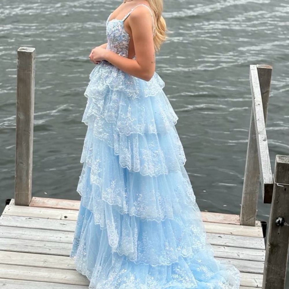 Elegant Blue Lace Prom Dress